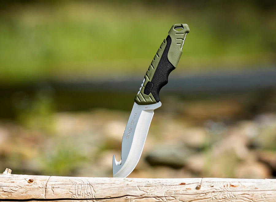Buck 657 Large Pursuit Guthook Knife