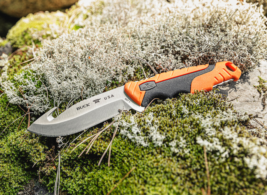 Buck 657 Large Pursuit Guthook Knife