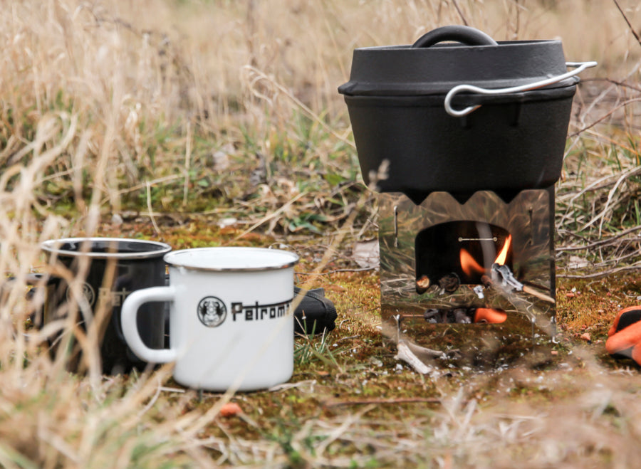 Petromax Cast Iron Trivet, Use in Dutch Ovens to Reduce Burning, Grill Meat  Directly in a Campfire or as a Trivet for Hot Pots in Fire or on Table