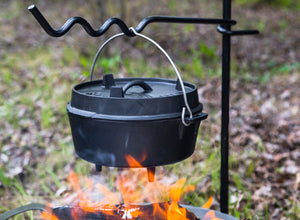 Petromax 3.5L Cast Iron Dutch Oven with Legs