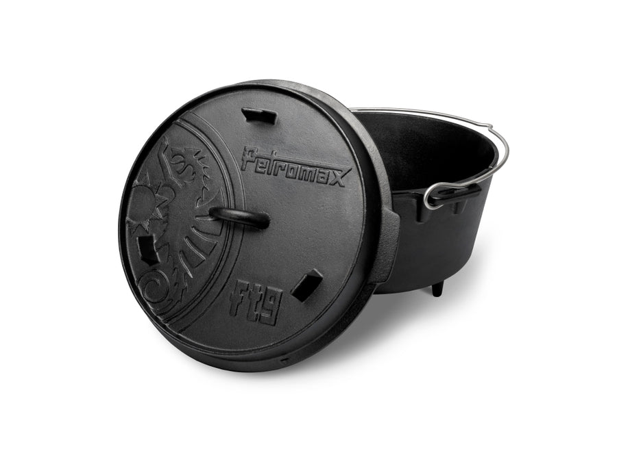 Petromax 7.5L Cast Iron Dutch Oven with Legs